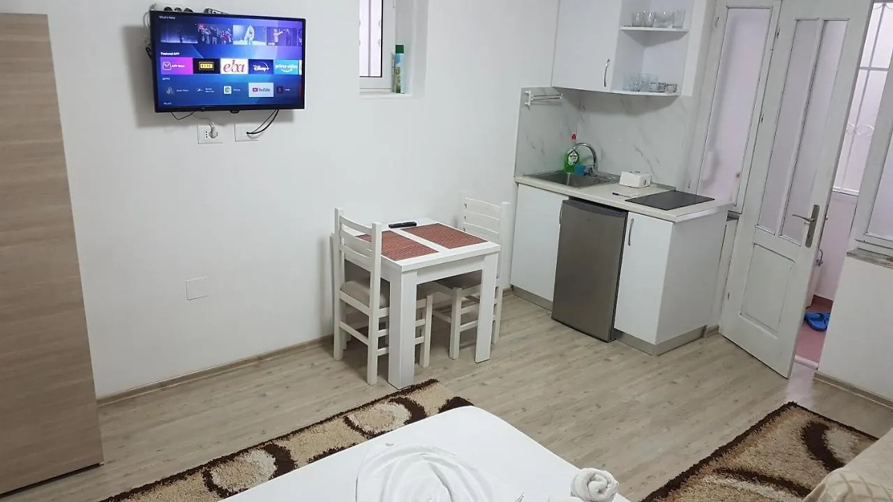 Klent Studio Apartment Pogradec Albania